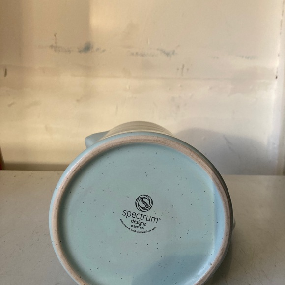 SPECTRUM DESIGNZ  Pitcher BLUE  Bands/64oz - Picture 6 of 6